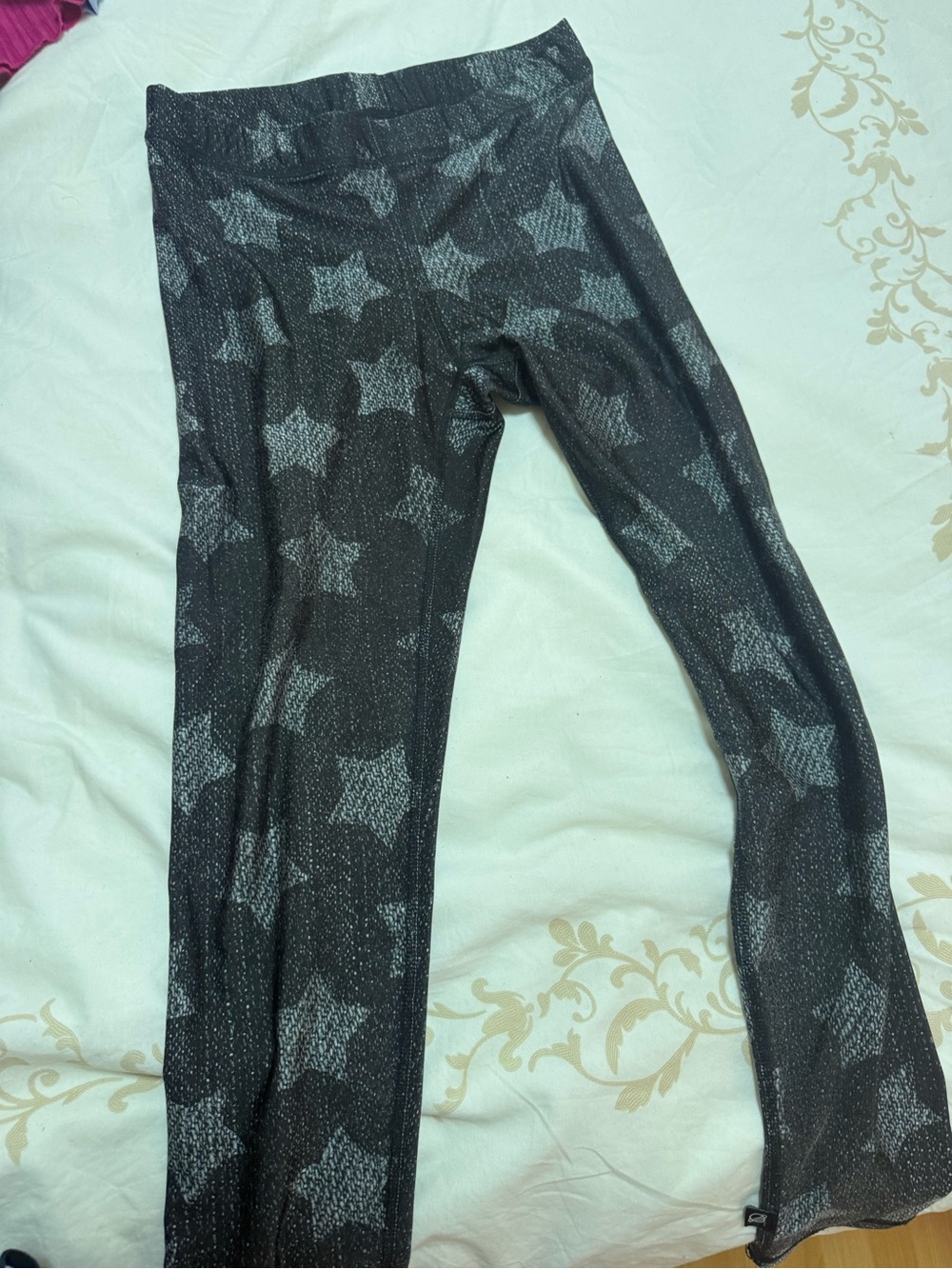 Terez Black Leggings with Silver Star Print